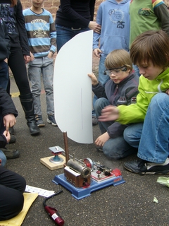 Dampfmaschine in der Grundschule Sensbachtal